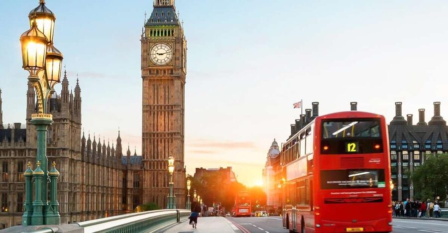 London: 30 London Sights Guided Walking Tour - Who should book this London sights walking tour