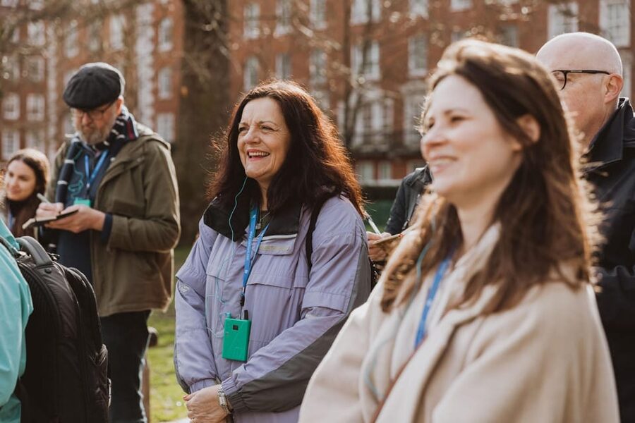 London: Buckingham Palace State Rooms & Royal Walking Tour - St James’s Park and Wellington Barracks: monarchy beside everyday duty