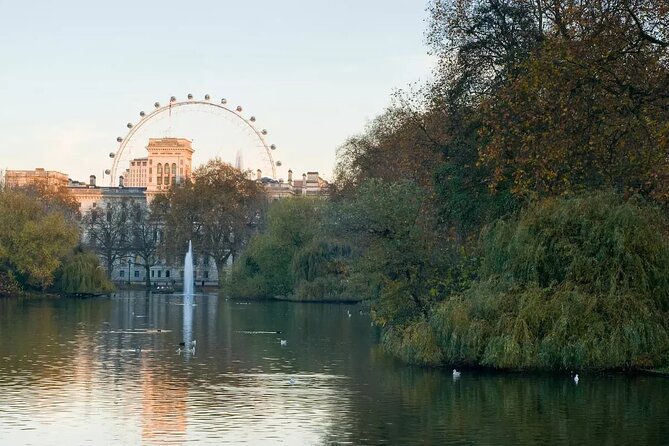 London Essential 2 hour introductory Walking Tour With a Londoner - 10 Downing Street, Big Ben, and Parliament: Politics Without the Homework