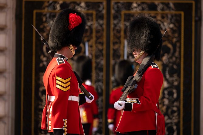 London Essential 2 hour introductory Walking Tour With a Londoner - Clarence House, St James’s, and St James’s Park: Royal Buildings Plus Real-Life Views