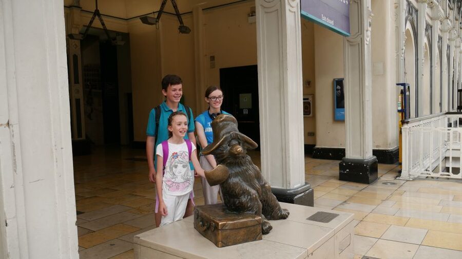 London: Guided Paddington Walking Tour - The pace and 2.5-hour format: what fits, what to skip
