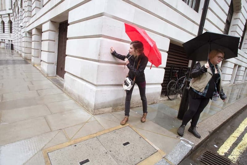 London: Harry Potter Small Group Walking Tour - The short tube hop and why you need an Oyster card