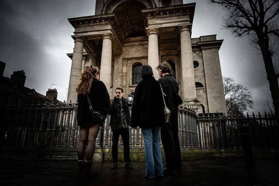 London: Interactive Jack the Ripper Night Walking Tour - Goulston Street, St Botolph without Aldgate, and the Mitre Square finish