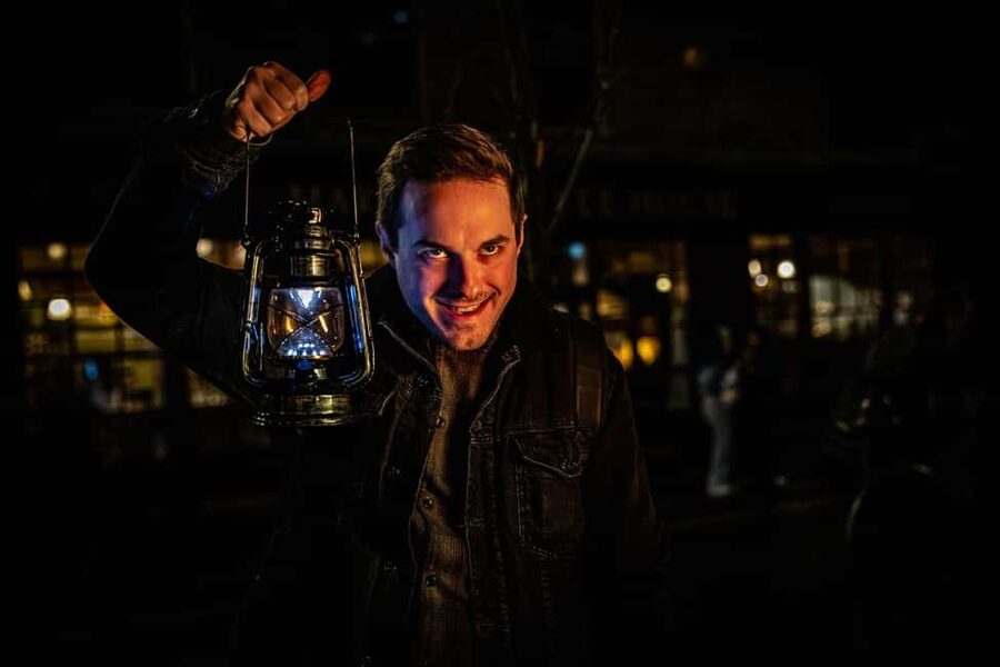 London: Interactive Jack the Ripper Night Walking Tour - The detective pack: how you participate, not just listen
