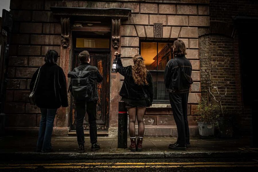 London: Interactive Jack the Ripper Night Walking Tour - Price and duration: getting value for $22