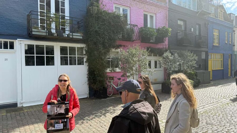 London: Notting Hill Walking Tour - Two Hours in West London: why the timing feels right