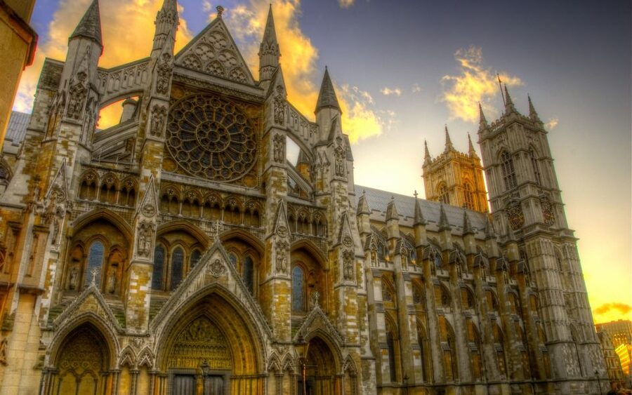London: Palaces and Parliament Walking Tour - Westminster Abbey: Closing the loop on the monarchy-to-parliament story