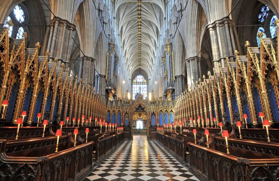 London: Westminster Walking Tour & Westminster Abbey Visit - Parliament Square and the walk toward Big Ben: your Westminster mental map