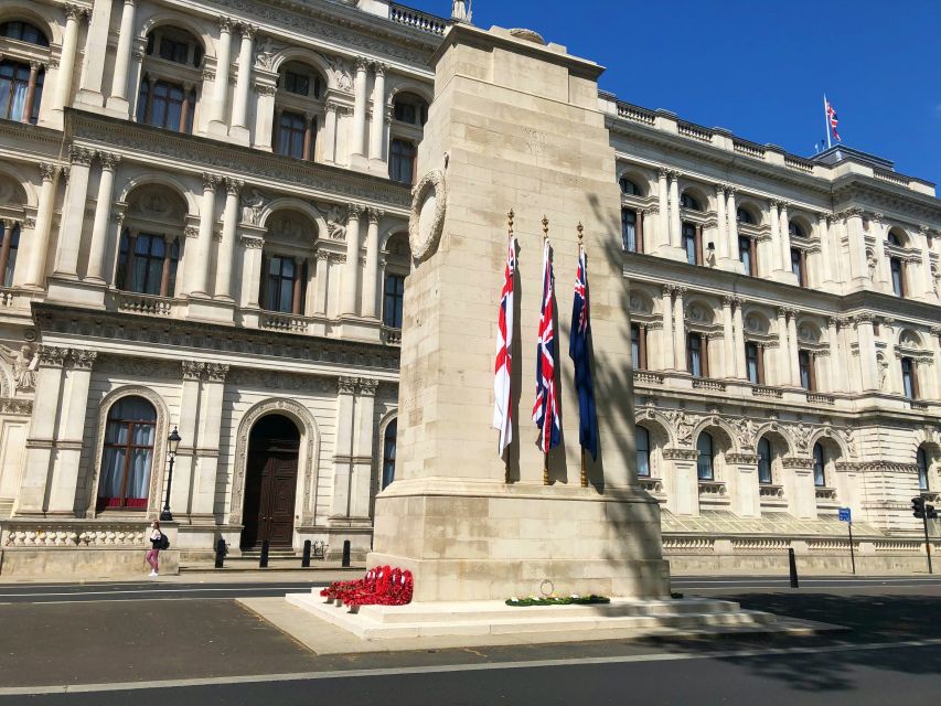London: Winston Churchill and London in WWII Walking Tour - The RAF memorial start: context before the sightseeing sprint
