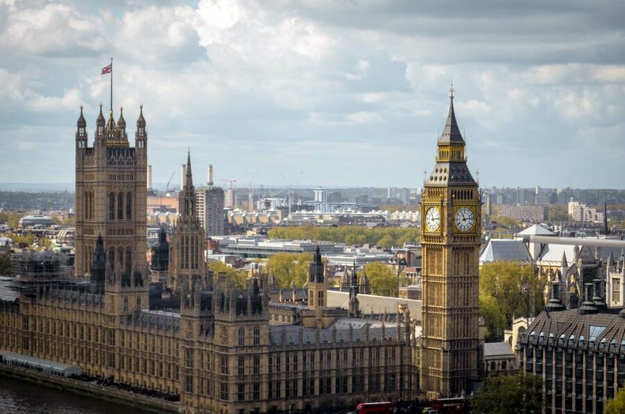 London: Winston Churchill and London in WWII Walking Tour - Whitehall and the Ministry of War: where plans meet power