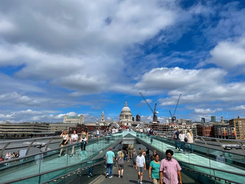 London: Witches and History Bankside Walking Tour - Southwark Cathedral, Borough Market edges, and Bankside street-level details