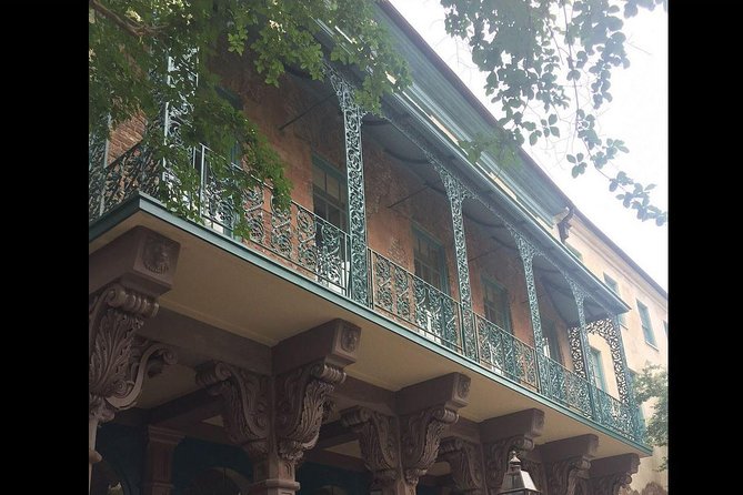 Lost Stories of Black Charleston Walking Tour - Old Slave Mart Museum: the stop that changes how you see the street