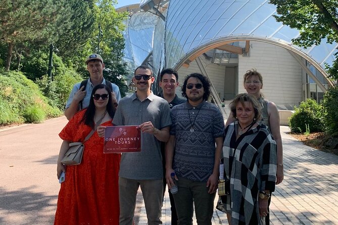 Louis Vuitton Foundation Exterior Walking Tour and Premium Entry - What you might see: exhibitions by date