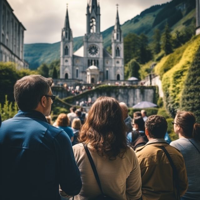 Lourdes: Sanctuary Guided Walking Tour - Key highlights at a glance