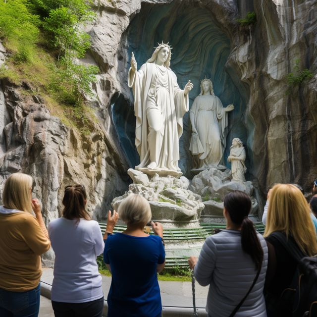 Lourdes: Sanctuary Guided Walking Tour - Time for personal prayer and reflection: built into the route, not added on