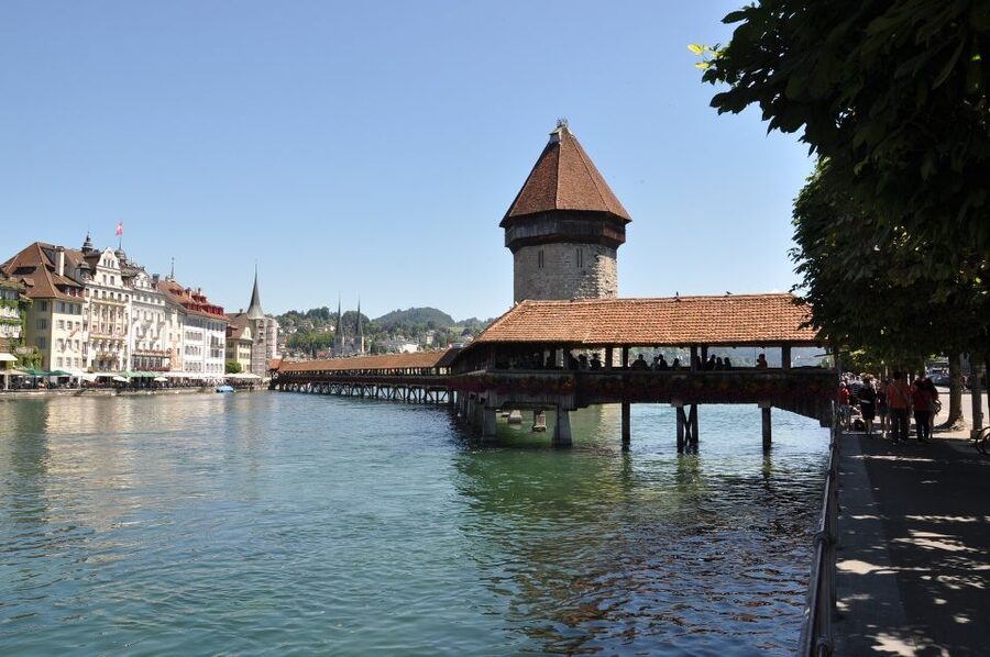 Lucerne: Guided Walking Tour with an Official Guide - What’s Not Covered: Museggmauer Towers, Lion Monument, and Skeleton Bridge