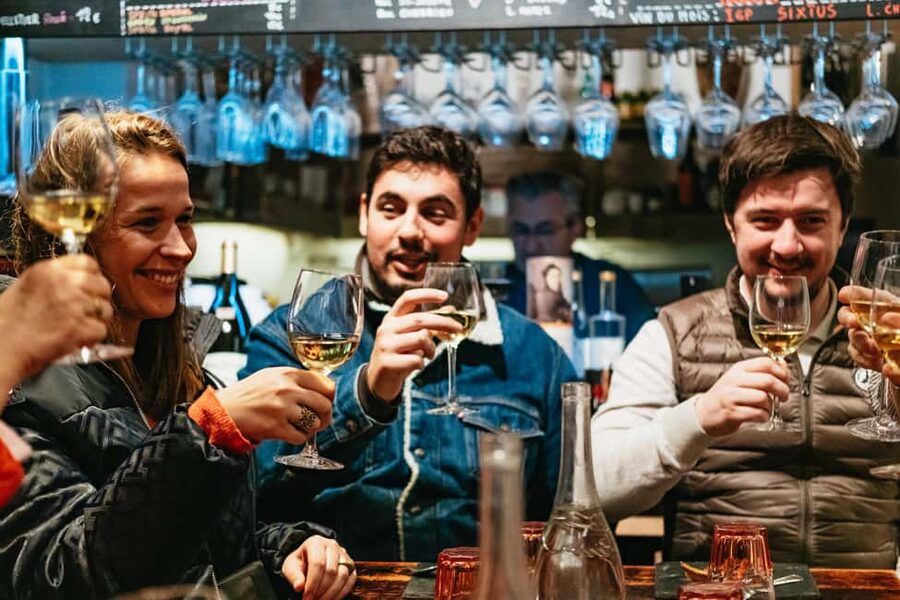 Lyon: Vieux Lyon Food Tasting Walking Tour - Key things to know before you go