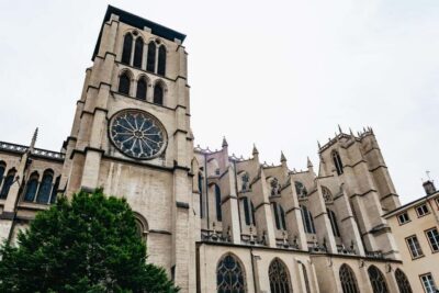 Lyon: Vieux Lyon Food Tasting Walking Tour - Traboules and St. Jean: why the walk matters for your food choices