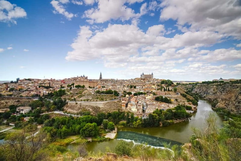 Madrid: 6-Hour Day Trip to Toledo with Guided Walking Tour - Toledo in one 6-hour block: what the half-day format really does