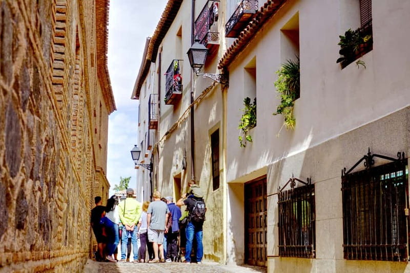 Madrid: 6-Hour Day Trip to Toledo with Guided Walking Tour - Guided walking tour in Toledo: Plaza de Zocodover, cathedral exterior, and old Jewish Quarter stories