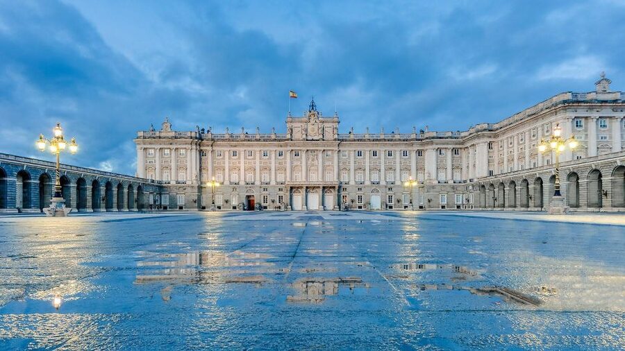 Madrid: City Highlights Guided Walking Tour - Key things that make this Madrid walk worth it