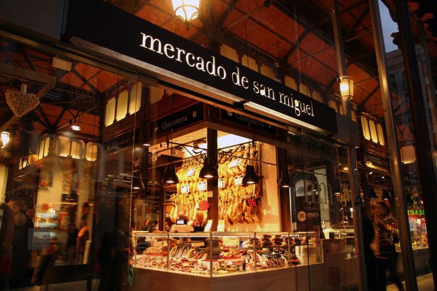Madrid: City Highlights Guided Walking Tour - Plaza de España and the Cervantes statue stop
