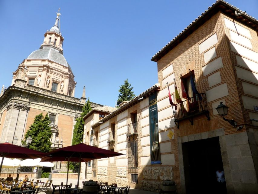 Madrid Historical Centre & Old Town Walking Tour in French - Key Points at a Glance