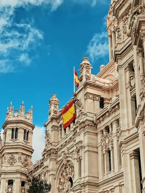 Madrid: Old Town & Poets District Guided Walking Tour - Key Things to Know Before You Go