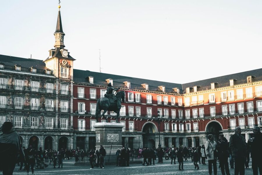Madrid: Old Town & Poets District Guided Walking Tour - Should You Book This Madrid Old Town and Poets Walk?