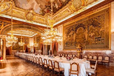 Madrid Old Town & Royal Palace Walking Tour Skip the Line Ticket - Meeting at Calle Mayor 43 and Getting Oriented