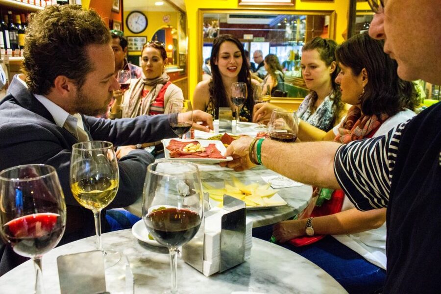 Madrid: Tapas & Wine Tasting Tour with Local Guide - Meeting at Santa Ana: start where locals start their night