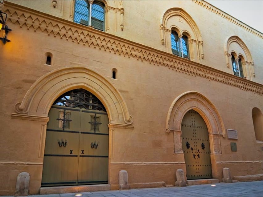 Malta: Mdina and Rabat Walking Tour with Catacombs - The Mdina Streets Walk: What You Learn From Narrow Lanes