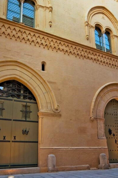 Malta: Mdina and Rabat Walking Tour with Catacombs - Palazzo Falzon, Greek Gate, and the Cathedral Stop That Anchors Everything