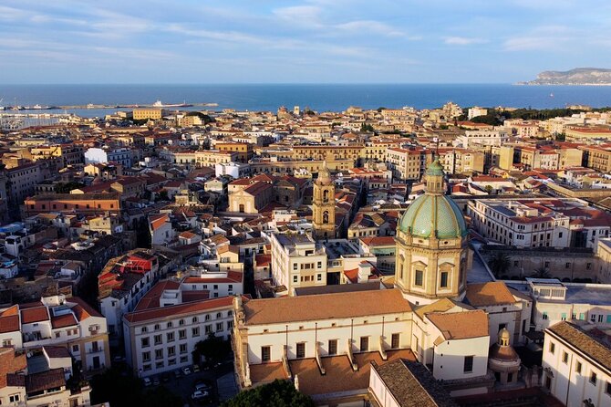 Markets and monuments: walking tour and street food in Palermo - Piazza Olivella: Baroque Church and an Archaeology Stop That Breaks Up the Walking