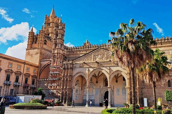 Markets and monuments: walking tour and street food in Palermo - Teatro dell’Opera dei Pupi: The Puppet Opera Stop (UNESCO)