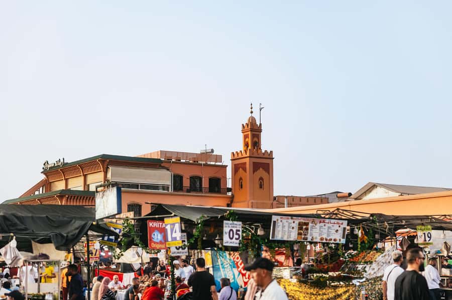 Marrakech: Authentic Moroccan Food Walking Tour & Dinner - Where the evening starts: Poste du Maroc to the Medina food streets
