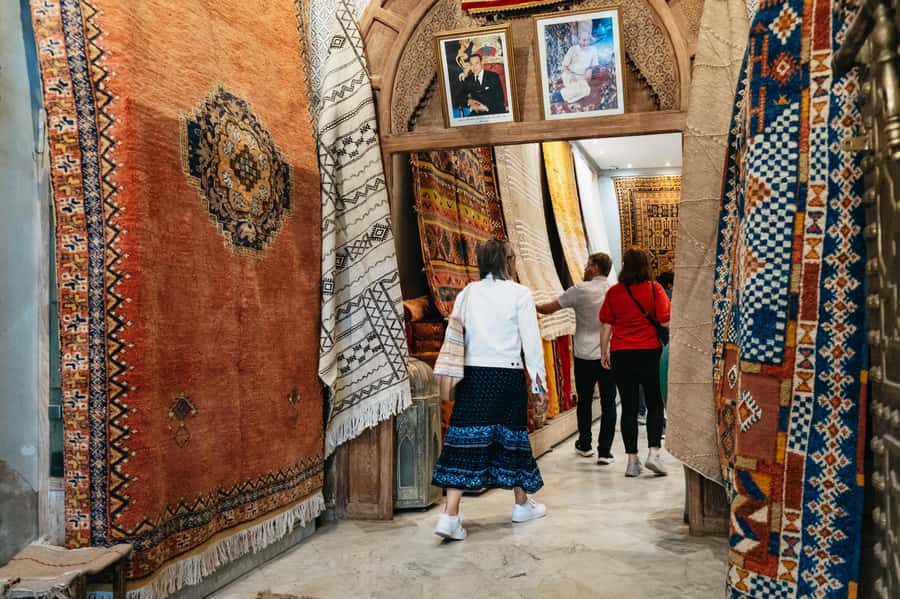 Marrakech: Colorful Medina Souks Guided Walking Tour - Jemaa el-Fnaa: Where the Medina Starts Talking to You