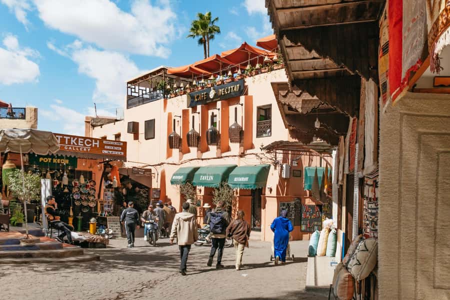 Marrakech: Colorful Medina Souks Guided Walking Tour - Stops That Turn Shopping Into Culture
