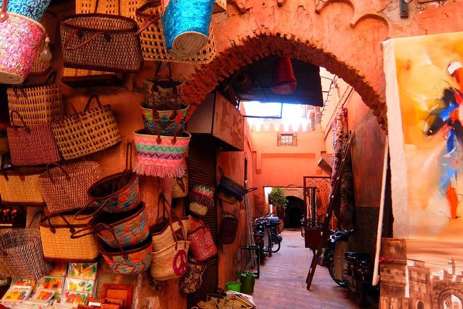 Marrakech: Medina Souks Guided Walking Tour - Souk des Teinturiers and Souk Semmarine: dye work, spices, and practical buying advice