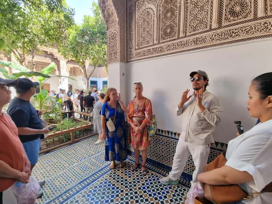 Marrakech: Monuments, Souks and Medina Guided Walking Tour - Souk Semmarine: clothing and leather with a real trader’s logic