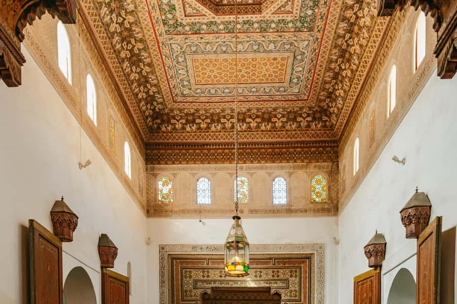 Marrakech: Saadian Tombs & Bahia Palace, Medina Guided Tour - Souks Time: How to Shop Smarter Without Getting Swept Away