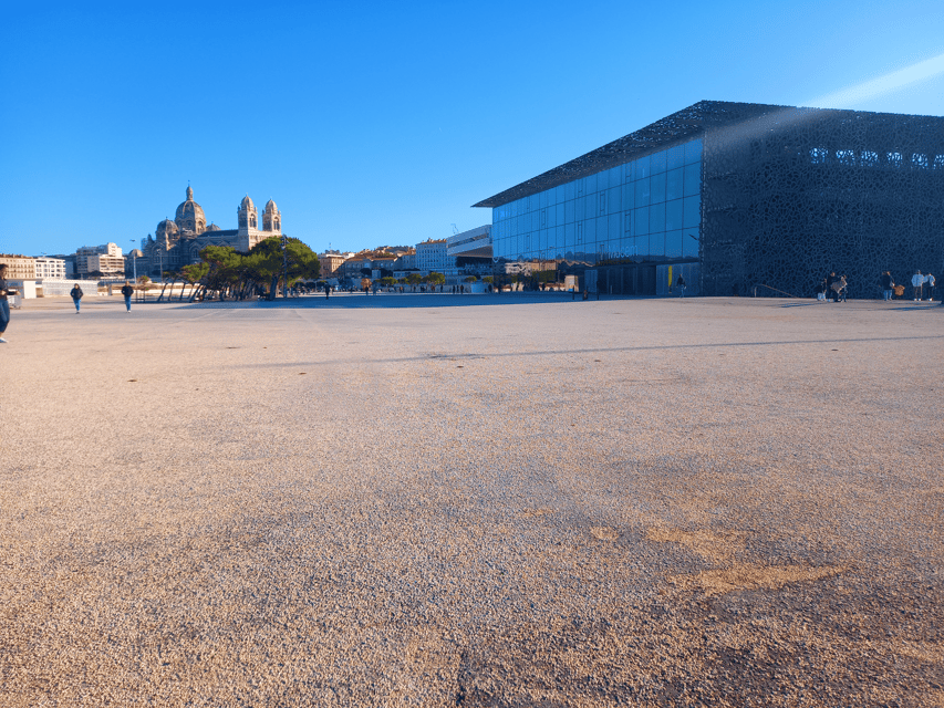 Marseille: Essential Guided Walking Tour of the City - Le Pharo and Palais du Pharo: Napoleon III’s seaside palace viewpoint