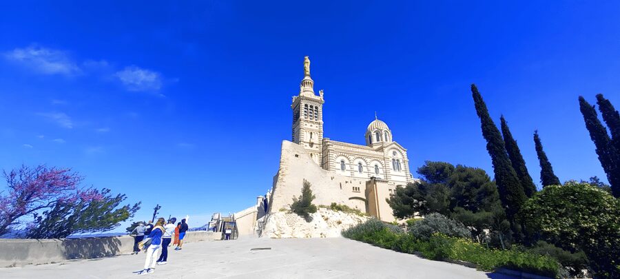 Marseille: Half-Day City Highlights Guided Walking Tour - Starting at La Major: the best first step in Marseille
