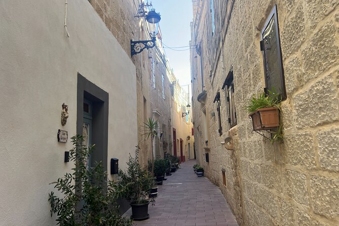 Mdina and Rabat Walking Tour inc. Catacombs and St. Paul's Grotto - Back to Mdina: palaces, church façades, and that “silent” magic
