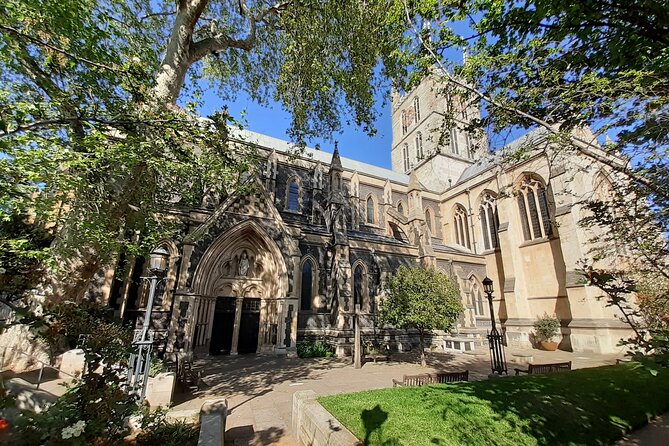 Medieval History Walking Tour from The Tower of London - A 2-hour medieval route that makes London feel logical