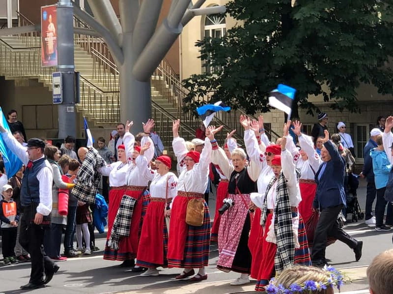 Medieval Tallinn 2-Hour Old Town Walking Tour - Key things that make this tour worth your time