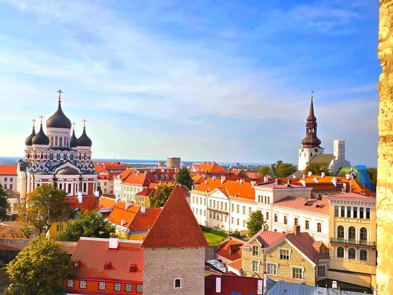 Medieval Tallinn 2-Hour Old Town Walking Tour - Town Hall Square: Starting at Tallinn’s clearest reference point
