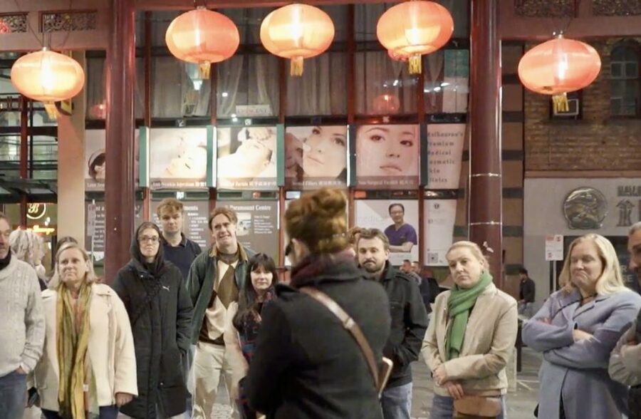 Melbourne: Ghosts, Murder, & Mystery Guided Walking Tour - The 2 km night walk plus Instagram stops you’ll actually enjoy