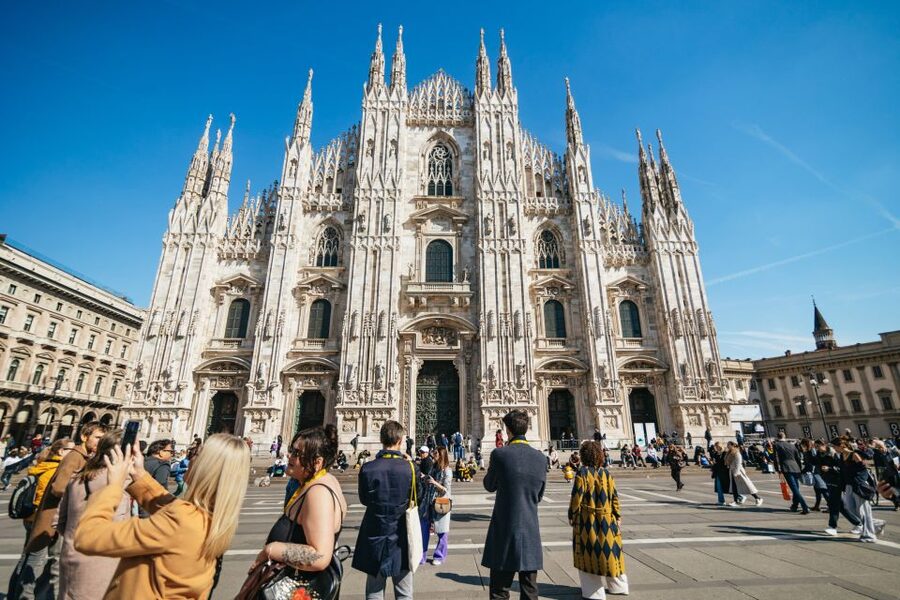 Milan: Da Vinci's Last Supper and Guided Walking Tour - Santa Maria delle Grazie: Meeting Point and Getting Oriented