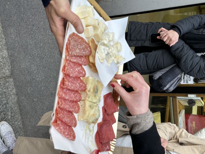 Milan: Guided Street Food Walking Tour with Food Tasting - Olive oil, cheese, and the “why this pairs” explanation